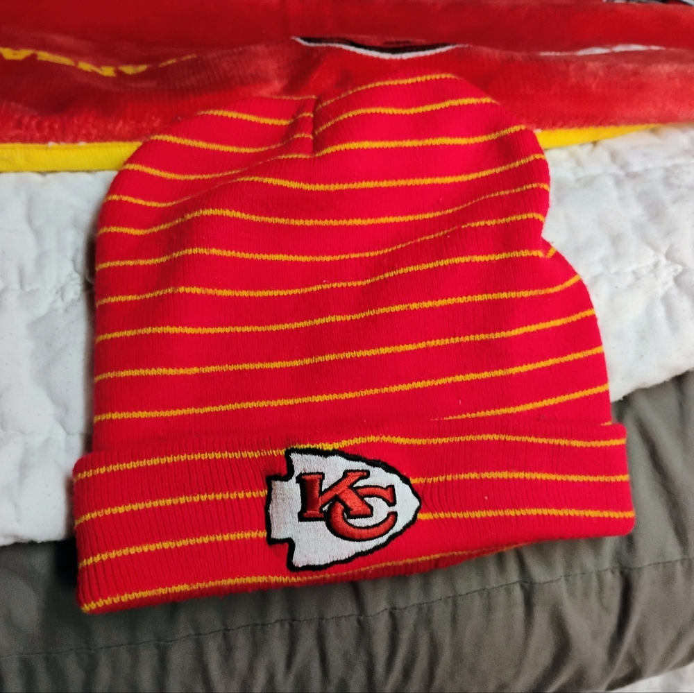 NFL Red and Yellow Striped Beanie